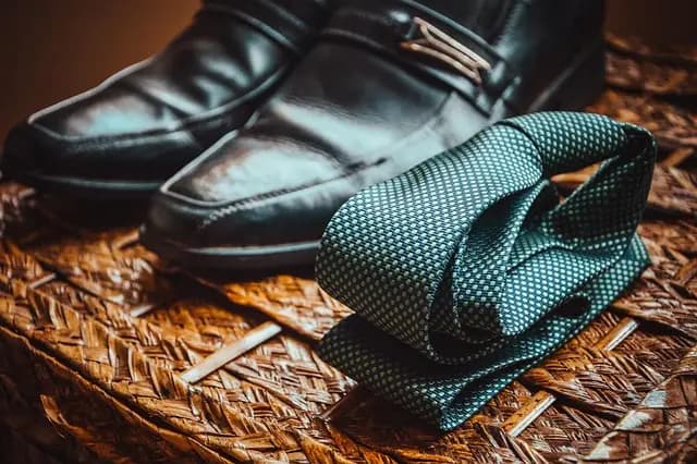 Les indémodables du dressing féminin chic