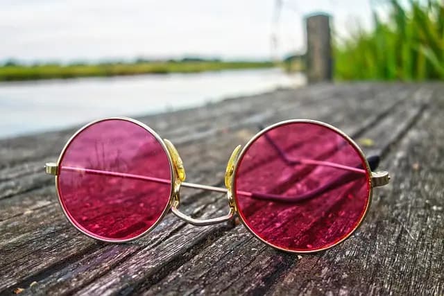 Comment choisir des vêtements chic pour un look d'été élégant